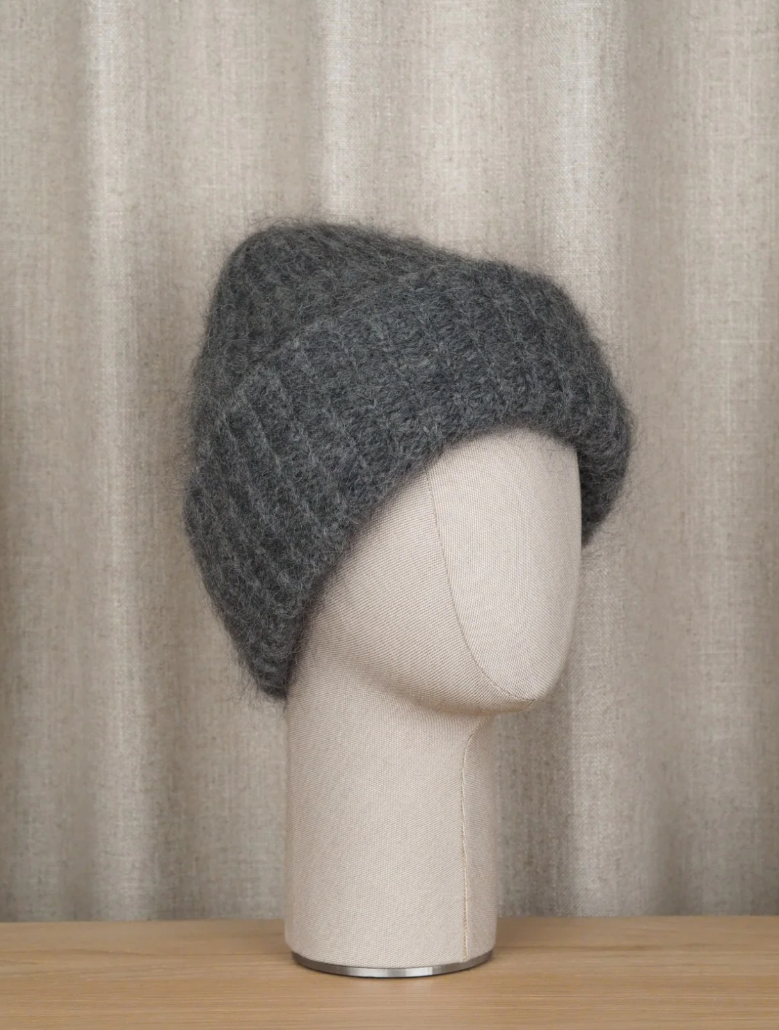 Mai muhkea kid mohair beanie, dark grey mel