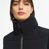Toppaliivi, Black