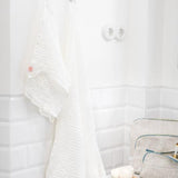 Vohvelipyyhe, White